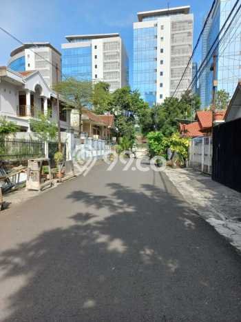 Rumah Eksklusif Siap Huni LT 320m2 di Kebayoran Baru, Jakarta Selatan Rumah Eksklusif Siap Huni LT 320m2 di Kebayoran Baru, Jakarta Selatan