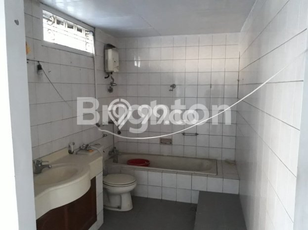 RUMAH LAMA DI HOOK LOKASI TURANGGA TURUN HARGA RUMAH LAMA DI HOOK LOKASI TURANGGA TURUN HARGA