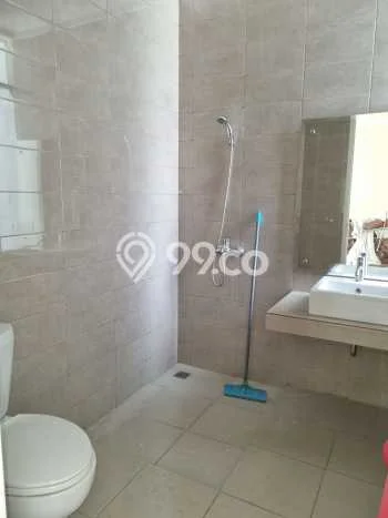 RARE UNIT! Rumah di Bintaro, 2 KM, Pemandangan Indah, Luas 105m² LB 115m² RARE UNIT! Rumah di Bintaro, 2 KM, Pemandangan Indah, Luas 105m² LB 115m²