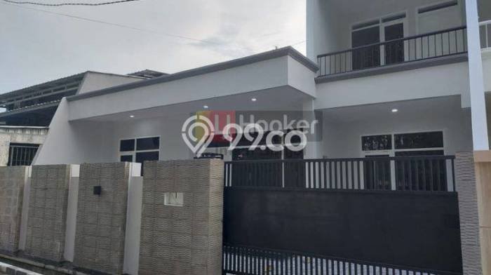 Dijual Rumah 4 Kamar Lokasi Ideal Nyaman dan Strategis di Semarang Utara Dijual Rumah 4 Kamar Lokasi Ideal Nyaman dan Strategis di Semarang Utara