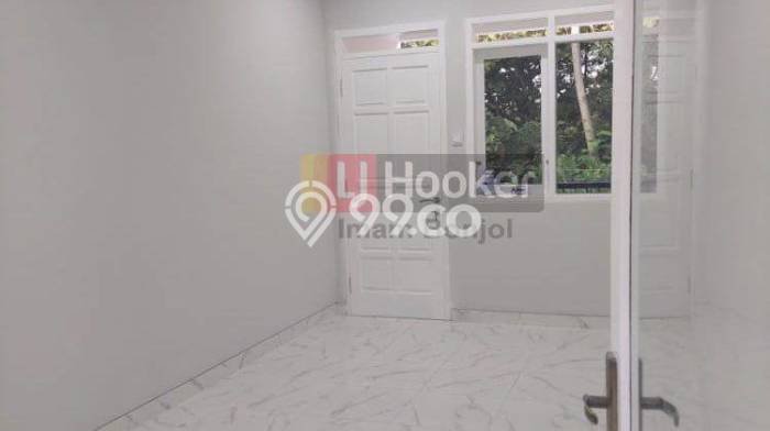 Dijual Rumah 4 Kamar Lokasi Ideal Nyaman dan Strategis di Semarang Utara Dijual Rumah 4 Kamar Lokasi Ideal Nyaman dan Strategis di Semarang Utara