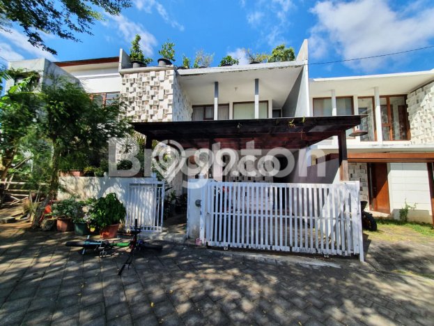 Rumah LT 119m² / LB 220m² di Lokasi Jimbaran, Badung Rumah LT 119m² / LB 220m² di Lokasi Jimbaran, Badung