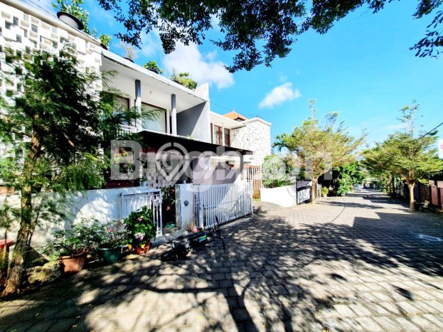 Rumah LT 119m² / LB 220m² di Lokasi Jimbaran, Badung Rumah LT 119m² / LB 220m² di Lokasi Jimbaran, Badung
