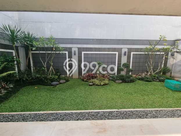 HARGA TERBAIK! Rumah Premium di Setra Duta, LT 375m² Bangunan 460m² HARGA TERBAIK! Rumah Premium di Setra Duta, LT 375m² Bangunan 460m²
