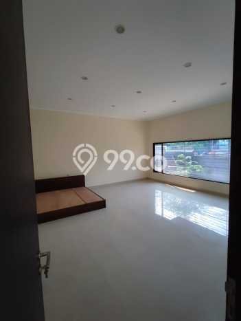 Hunian Eksklusif Dijual LT 652m2 di Kebon Jeruk, Jakarta Barat Hunian Eksklusif Dijual LT 652m2 di Kebon Jeruk, Jakarta Barat