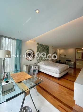 Jual Rumah Luas Elegan Dengan View Eksklusif di Patal Senayan, Jakarta Selatan Jual Rumah Luas Elegan Dengan View Eksklusif di Patal Senayan, Jakarta Selatan