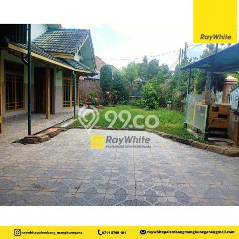 LIMITED OFFER! Rumah Premium area Kemuning, Luas 434m2m² Bangunan 230m2m² LIMITED OFFER! Rumah Premium area Kemuning, Luas 434m2m² Bangunan 230m2m²