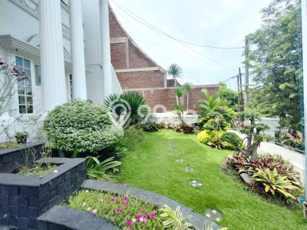 Hunian Eksklusif Siap Huni LT 540m2 di Batununggal, Bandung Hunian Eksklusif Siap Huni LT 540m2 di Batununggal, Bandung