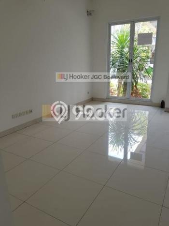 For Sale Rumah Mewah Exclusive di Cakung, Jakarta Timur For Sale Rumah Mewah Exclusive di Cakung, Jakarta Timur