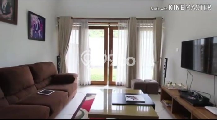 Dijual Rumah Mewah Elegan Dengan View Eksklusif di Dago, Bandung Dijual Rumah Mewah Elegan Dengan View Eksklusif di Dago, Bandung