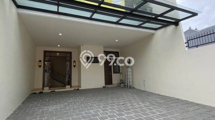 Hunian Elit LB 450m2 Siap Pakai Desain Elegan di Pondok Indah, Jakarta Selatan Hunian Elit LB 450m2 Siap Pakai Desain Elegan di Pondok Indah, Jakarta Selatan