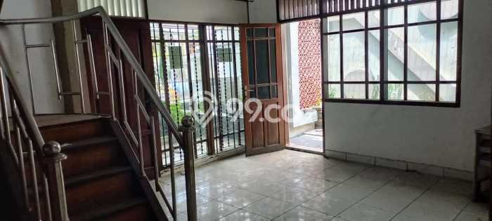 For Sale! Luxury House LT 215m2 Desain Elegan di Kayu Putih For Sale! Luxury House LT 215m2 Desain Elegan di Kayu Putih