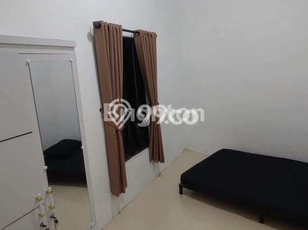 For Sale Rumah 5 Kamar Lokasi Ideal Bagus dan Strategis di Beji For Sale Rumah 5 Kamar Lokasi Ideal Bagus dan Strategis di Beji