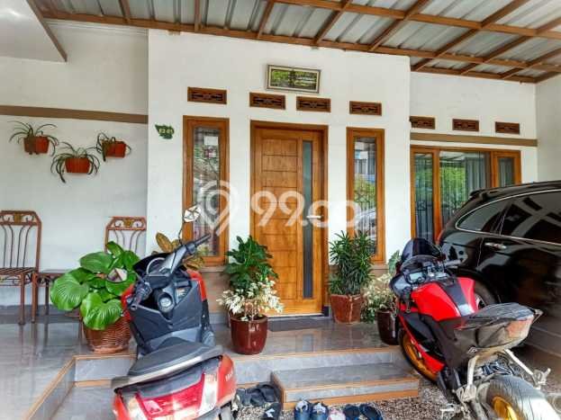 For Sale Rumah 4 Kamar Lokasi Strategis Nyaman dan Strategis di Katapang For Sale Rumah 4 Kamar Lokasi Strategis Nyaman dan Strategis di Katapang
