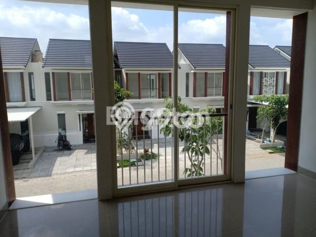 RUMAH BAGUS TERAWAT MINIMALIS DI GRAND HARVEST KEBRATON SURABAYA BARAT RUMAH BAGUS TERAWAT MINIMALIS DI GRAND HARVEST KEBRATON SURABAYA BARAT