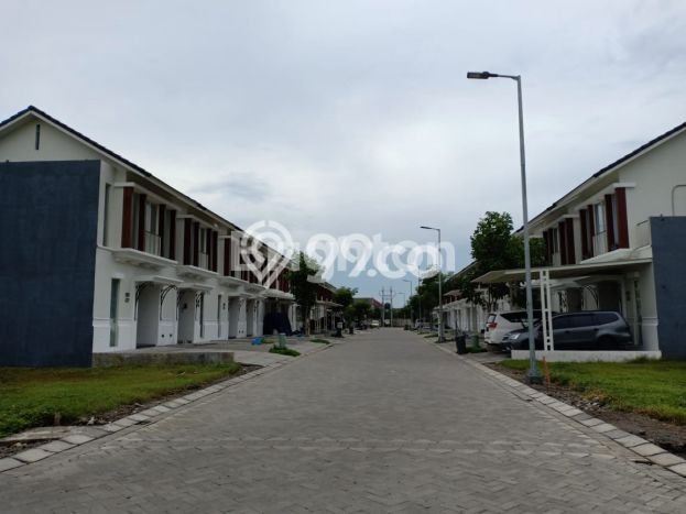 RUMAH BAGUS TERAWAT MINIMALIS DI GRAND HARVEST KEBRATON SURABAYA BARAT RUMAH BAGUS TERAWAT MINIMALIS DI GRAND HARVEST KEBRATON SURABAYA BARAT
