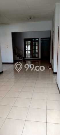 Rumah 5 KT 2 KM Area Premium di Taman Kopo Indah, Bandung Rumah 5 KT 2 KM Area Premium di Taman Kopo Indah, Bandung