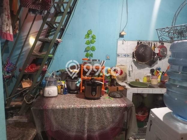 Jual Rumah Strategis Bagus Punya 3 KT di Cinere Depok SHM Jual Rumah Strategis Bagus Punya 3 KT di Cinere Depok SHM
