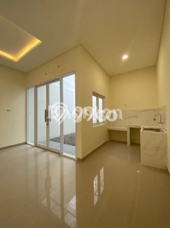 DIJUAL CEPAT! Rumah Minimalis di Rungkut, Surabaya, Luas 100m² Bangunan 145m² Bisa Nego! DIJUAL CEPAT! Rumah Minimalis di Rungkut, Surabaya, Luas 100m² Bangunan 145m² Bisa Nego!