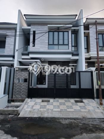 Rumah di kertajaya, Surabaya, Luas 84m² Bangunan 135m² Rumah di kertajaya, Surabaya, Luas 84m² Bangunan 135m²