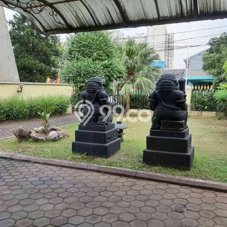 Jual Rumah Mewah Elegan Dengan View Cantik di Cawang, Jakarta Timur Jual Rumah Mewah Elegan Dengan View Cantik di Cawang, Jakarta Timur