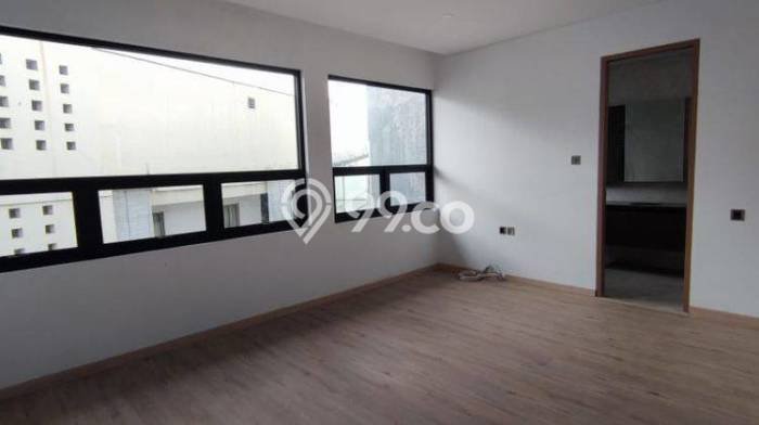 Jual Rumah Mewah Elegan Dengan View Cantik di Surya Sumantri, Bandung Jual Rumah Mewah Elegan Dengan View Cantik di Surya Sumantri, Bandung