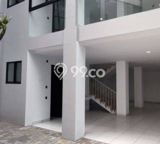 Jual Rumah Mewah Elegan Dengan View Cantik di Surya Sumantri, Bandung Jual Rumah Mewah Elegan Dengan View Cantik di Surya Sumantri, Bandung