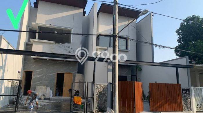 Rumah Elit Modern Siap Huni di Mulyosari Surabaya Rumah Elit Modern Siap Huni di Mulyosari Surabaya