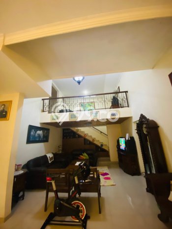 Rumah Mewah Siap Huni LT 300m2 di Lengkong, Bandung Rumah Mewah Siap Huni LT 300m2 di Lengkong, Bandung