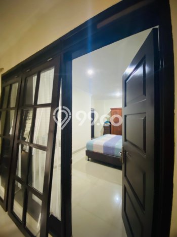 Rumah Mewah Siap Huni LT 300m2 di Lengkong, Bandung Rumah Mewah Siap Huni LT 300m2 di Lengkong, Bandung