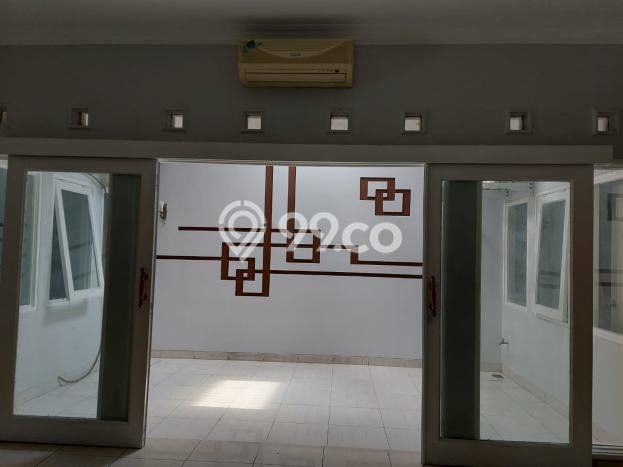 Ready to Use! Luxury House LT 200m2 Desain Modern di Cibaduyut Ready to Use! Luxury House LT 200m2 Desain Modern di Cibaduyut