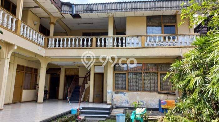 Rumah Elit Modern Tanpa Renovasi di Bandung Kota Bandung Rumah Elit Modern Tanpa Renovasi di Bandung Kota Bandung