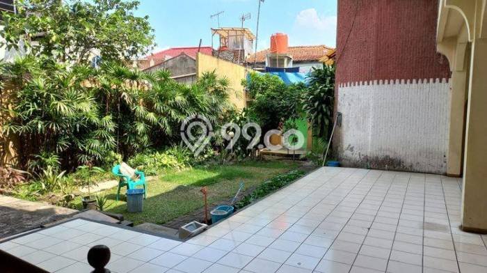Rumah Elit Modern Tanpa Renovasi di Bandung Kota Bandung Rumah Elit Modern Tanpa Renovasi di Bandung Kota Bandung