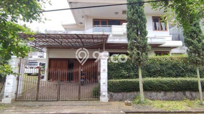 Ready to Use! Premium House LT 680m2 Desain Modern di Pondok Hijau Ready to Use! Premium House LT 680m2 Desain Modern di Pondok Hijau