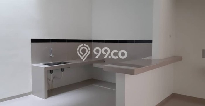 Bisa KPR! Rumah Strategis di Cakung, Luas 120m² LB 240m² Bisa KPR! Rumah Strategis di Cakung, Luas 120m² LB 240m²