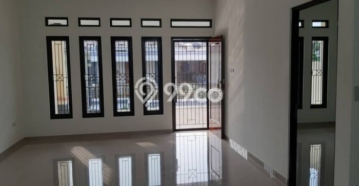 Bisa KPR! Rumah Strategis di Cakung, Luas 120m² LB 240m² Bisa KPR! Rumah Strategis di Cakung, Luas 120m² LB 240m²