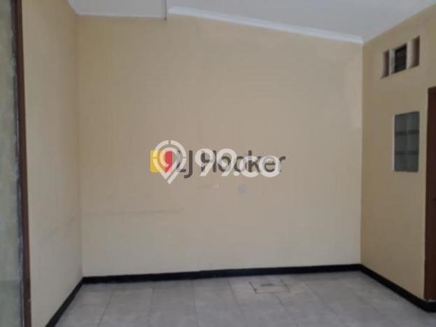 Dijual Hunian Rumah Terawat 3 KT di BSD City, Tangerang Dijual Hunian Rumah Terawat 3 KT di BSD City, Tangerang
