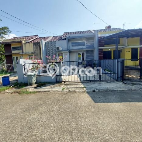 Dijual Rumah Minimalis Bagus Punya 2 KT di Parung Bogor SHM Dijual Rumah Minimalis Bagus Punya 2 KT di Parung Bogor SHM