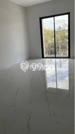 Jual Rumah Luas Elegan Dengan View Cantik di Pondok Tjandra, Sidoarjo Jual Rumah Luas Elegan Dengan View Cantik di Pondok Tjandra, Sidoarjo