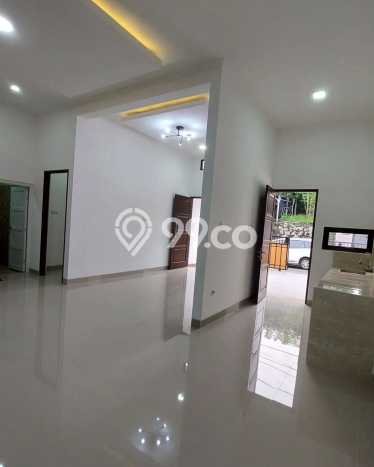 PRIME LOCATION! Rumah Berkembang area Ciputat, Luas 121m² LB 95m² PRIME LOCATION! Rumah Berkembang area Ciputat, Luas 121m² LB 95m²
