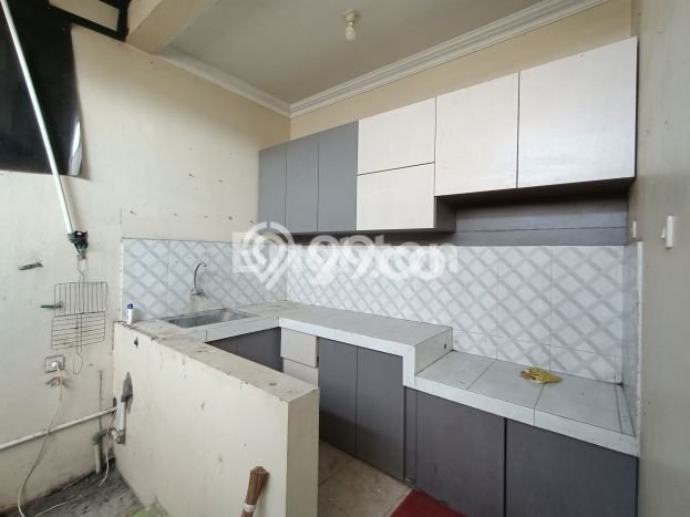 Lokasi terbaik! Rumah siap pakai disewakan di Colomadu LB 60m2 Lokasi terbaik! Rumah siap pakai disewakan di Colomadu LB 60m2