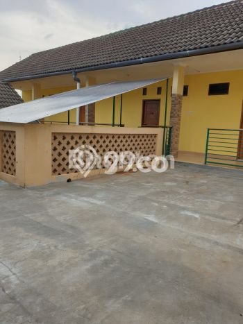 Rumah Elit Modern Tanpa Renovasi di Caturtunggal Sleman Rumah Elit Modern Tanpa Renovasi di Caturtunggal Sleman