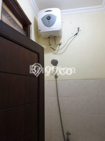 Rumah Elit Modern Tanpa Renovasi di Caturtunggal Sleman Rumah Elit Modern Tanpa Renovasi di Caturtunggal Sleman