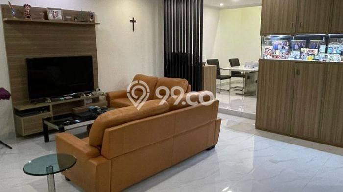 Rumah Asri LB 145m² Lokasi Tenang di Daan Mogot, Jakarta Barat Rumah Asri LB 145m² Lokasi Tenang di Daan Mogot, Jakarta Barat