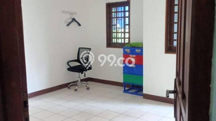 HUNIAN IMPIAN! Rumah di Puri Indah, 5 KM, Bebas Macet, Luas 180m² LB 180m² HUNIAN IMPIAN! Rumah di Puri Indah, 5 KM, Bebas Macet, Luas 180m² LB 180m²