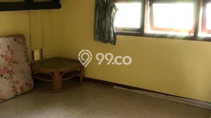 Rumah Strategis 5 Kamar Tidur dan 3 Kamar Mandi di Cipanas, Dekat Pusat Kota, Bogor Rumah Strategis 5 Kamar Tidur dan 3 Kamar Mandi di Cipanas, Dekat Pusat Kota, Bogor