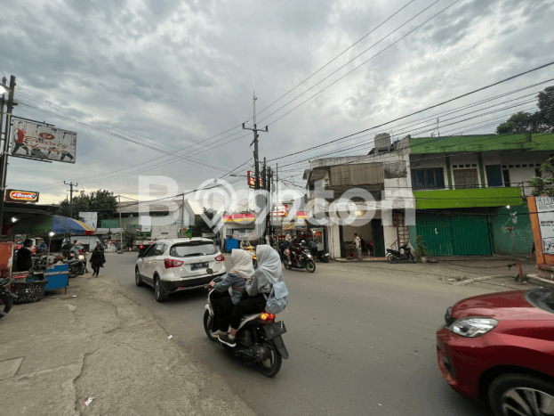 Dijual Cepat Rumah Favorit Siap Huni LB 250m2 di Gunung Putri, Bogor Dijual Cepat Rumah Favorit Siap Huni LB 250m2 di Gunung Putri, Bogor