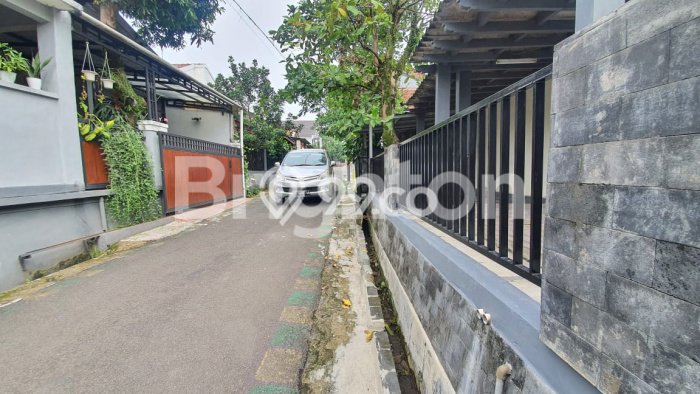 Rumah Strategis Modern Lb 124m2 di Ciomas, Bogor Rumah Strategis Modern Lb 124m2 di Ciomas, Bogor