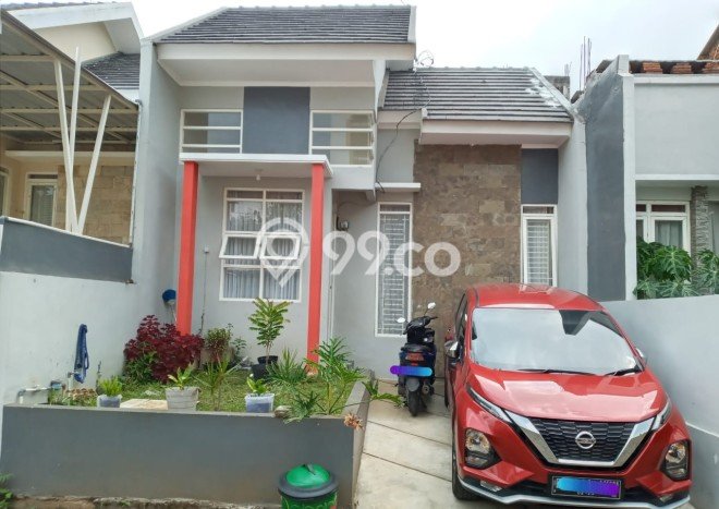 For Sale Rumah 2 Kamar Lokasi Ideal Nyaman dan Strategis di Junrejo For Sale Rumah 2 Kamar Lokasi Ideal Nyaman dan Strategis di Junrejo