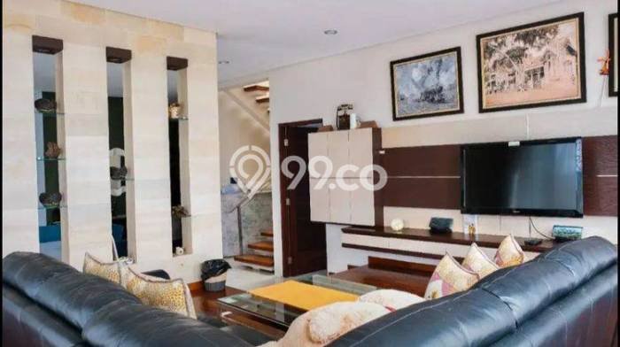 Dijual Rumah Luas Elegan Dengan View Cantik di Bandung Kota, Bandung Dijual Rumah Luas Elegan Dengan View Cantik di Bandung Kota, Bandung
